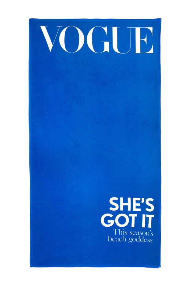 Drye-Vogue-cover-towel-40-vogue-100-12may16-pr_b